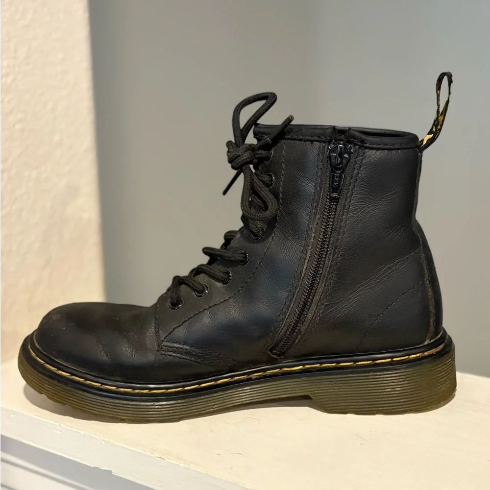 Dr. Martens Doc 1460 J Combat Boots Kids Youth Size 3Y Black Leather Side Zip - Picture 5 of 9